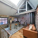 Blayds Yard